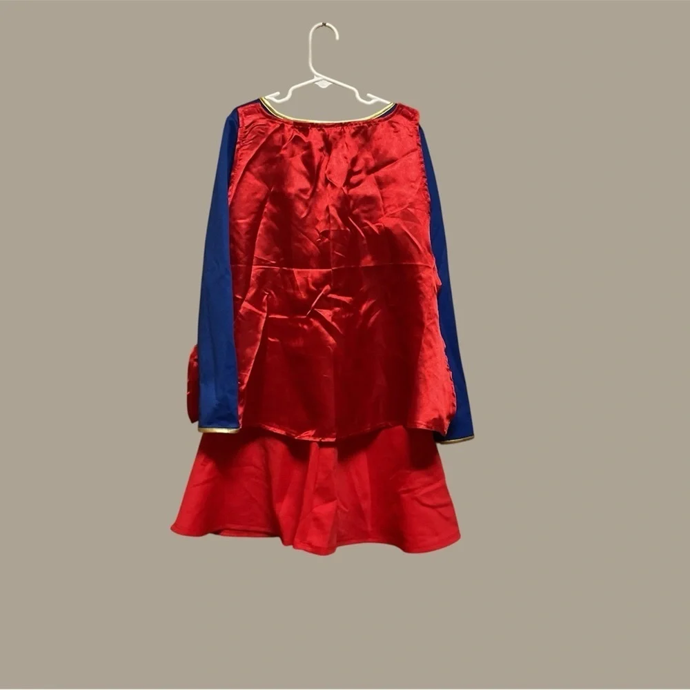 GIRLS SIZE 10-12 SUPERGIRL COSTUME WITH REMOVABLE CAPE